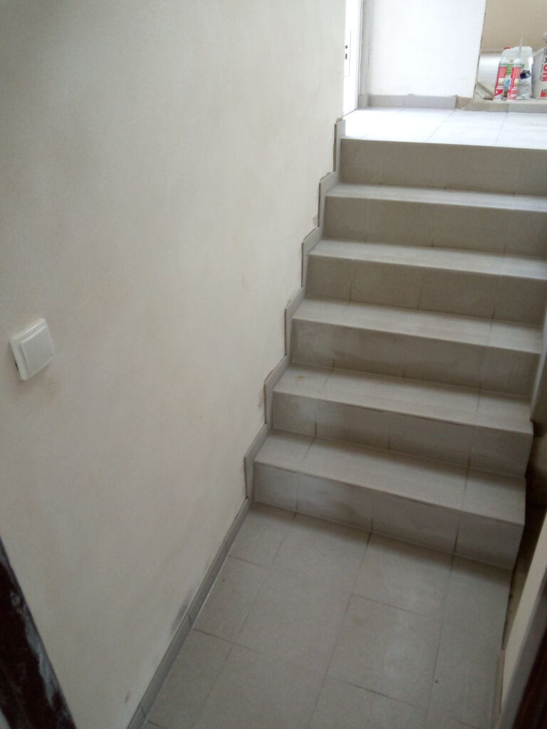 08 Obklad Schodiste 09