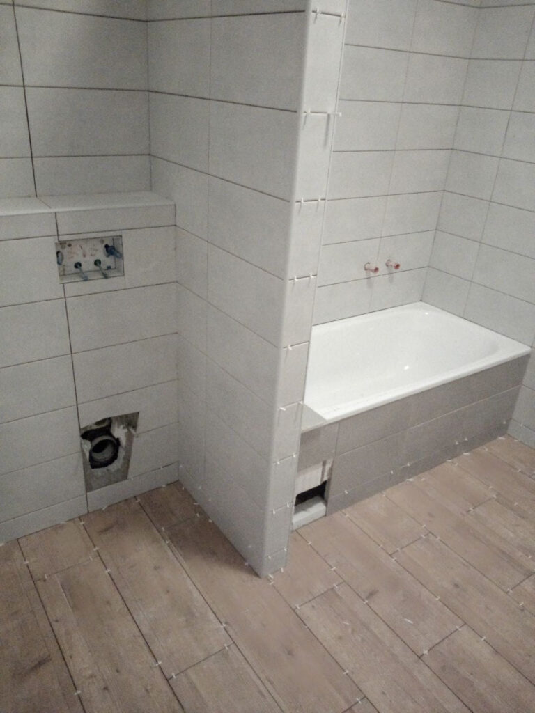 17 Rekonstrukce Koupelny S Osazením Vany 04