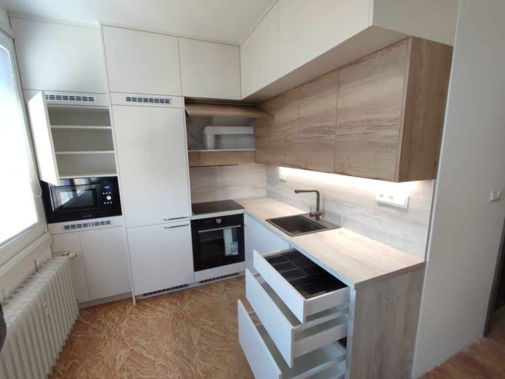 20 Rekonstrukce Bytoveho Jadra 27