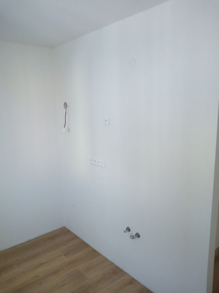 21 Rekonstrukce Panelakoveho Bytu 13